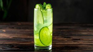 morning hydration for digestion -best infused water with mint and cucumber for gut health.